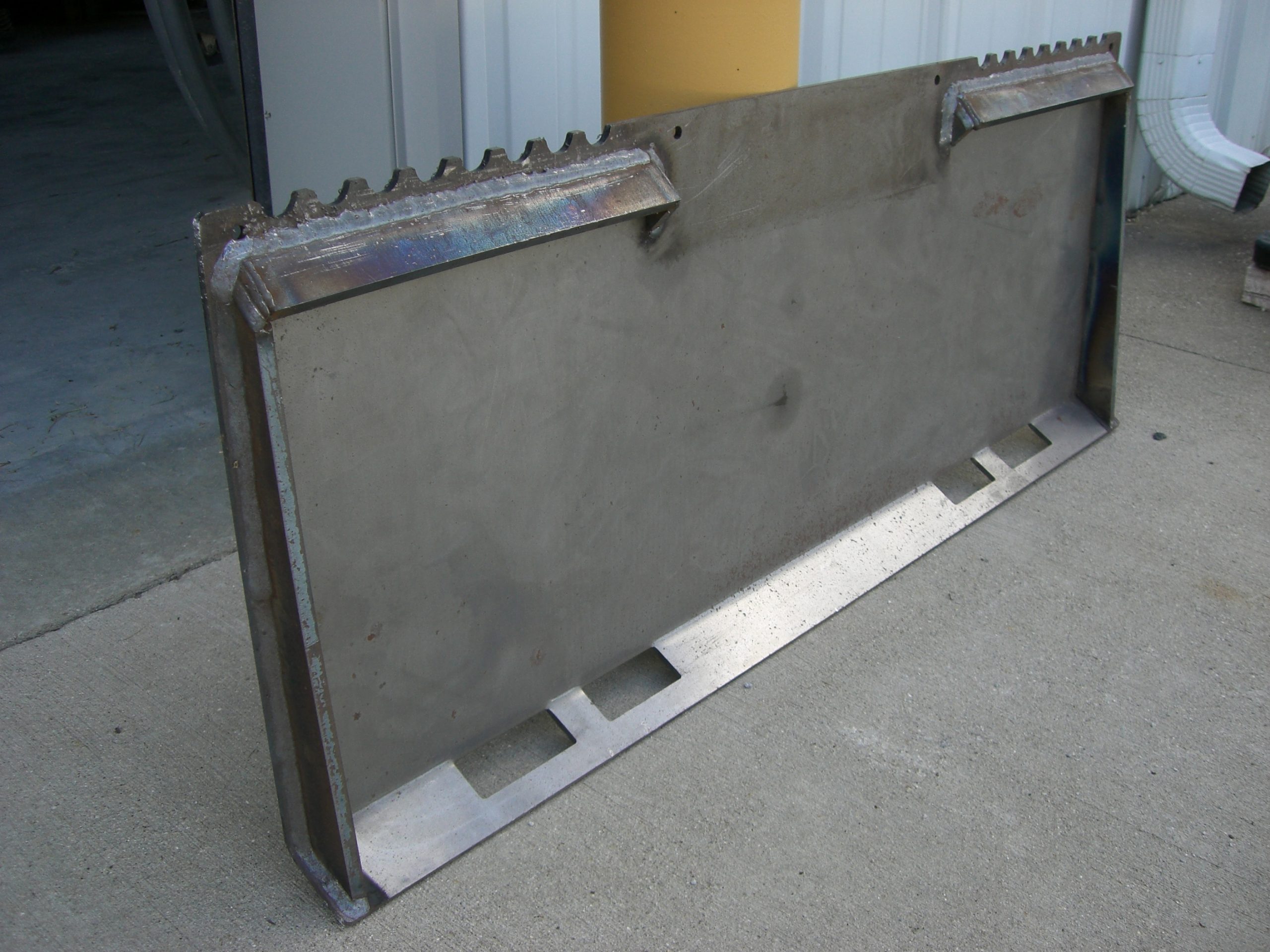 Skid Steer Backer Plates Daniel Mfg. Inc.